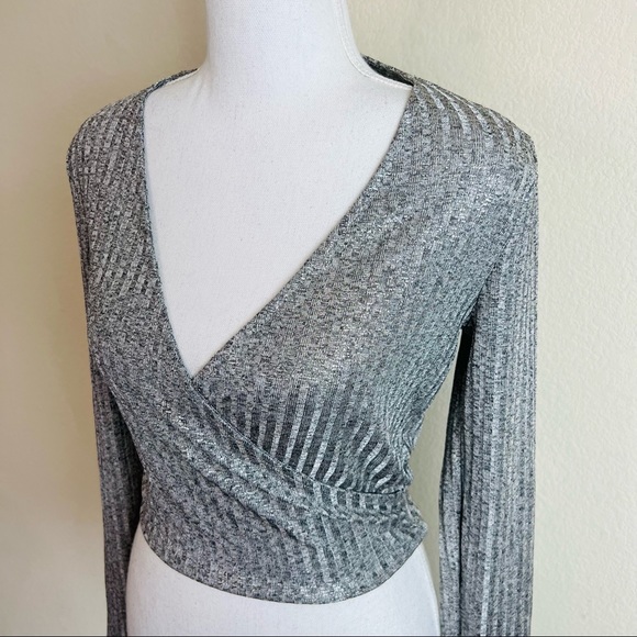 Forever 21 Silver Grey Metallic Surplice Wrap Tie Long Sleeve Blouse Top - Picture 5 of 6